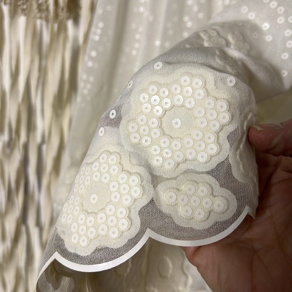 CHANEL NWT 2017 Mini Embellished Scallop Hem Shorts Size 36(US4) - Picture 6 of 12